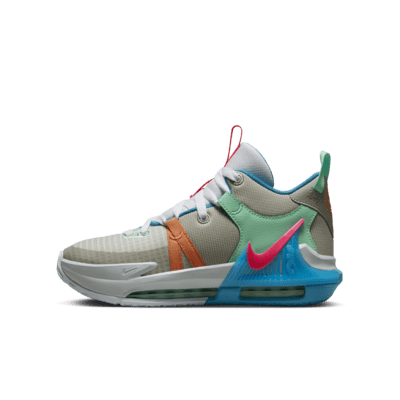 LEBRON+WITNESS+VII+(GS).png